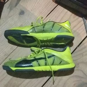 Used PUMA futsal/indoor soccer shoes size US 8
